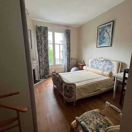 Hyper Centre ,Jolie Chambre Climatisee Avec Parking Securise Gratuit Clermont-Ferrand Luaran gambar