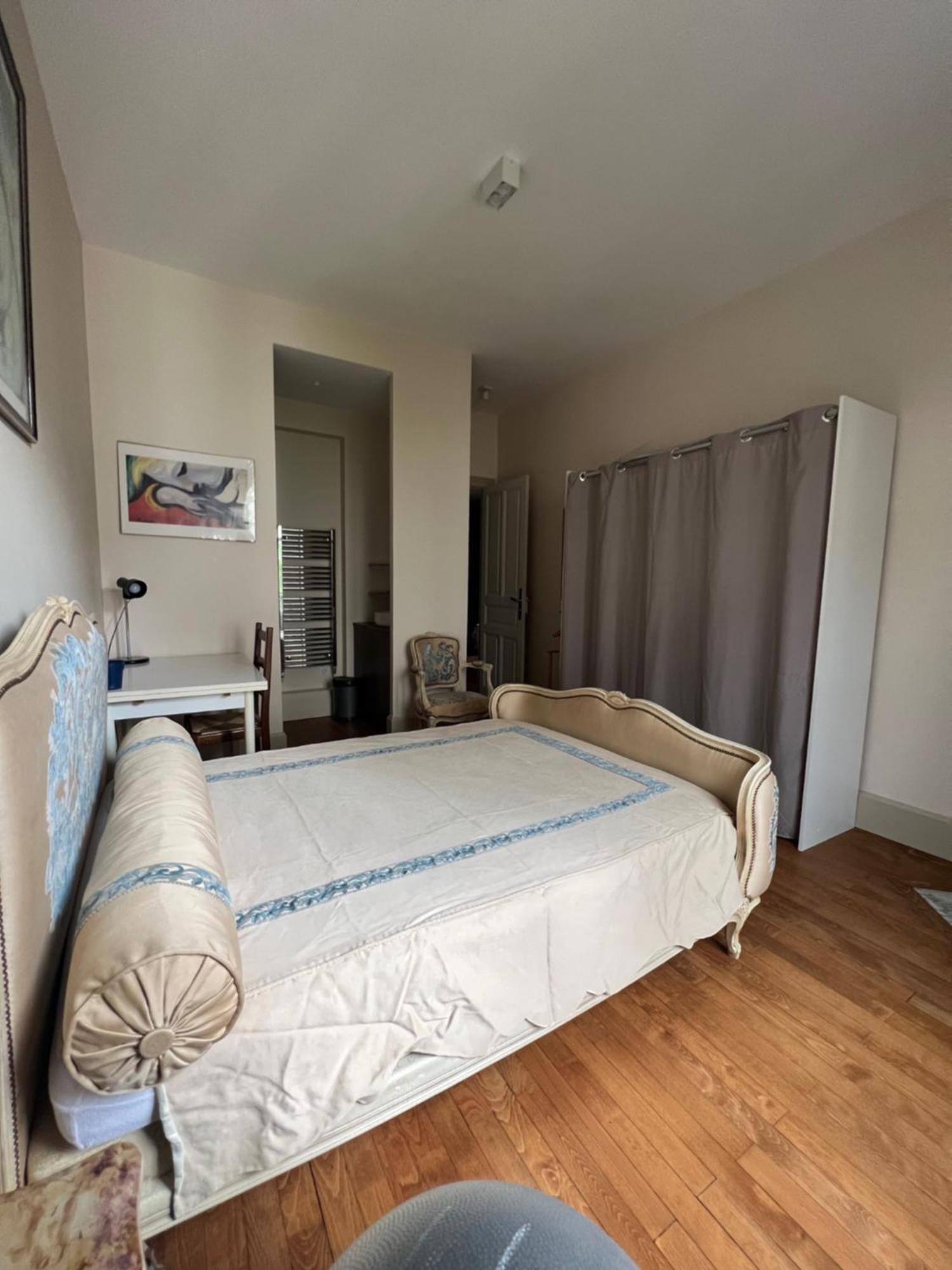 Hyper Centre ,Jolie Chambre Climatisee Avec Parking Securise Gratuit Clermont-Ferrand Luaran gambar
